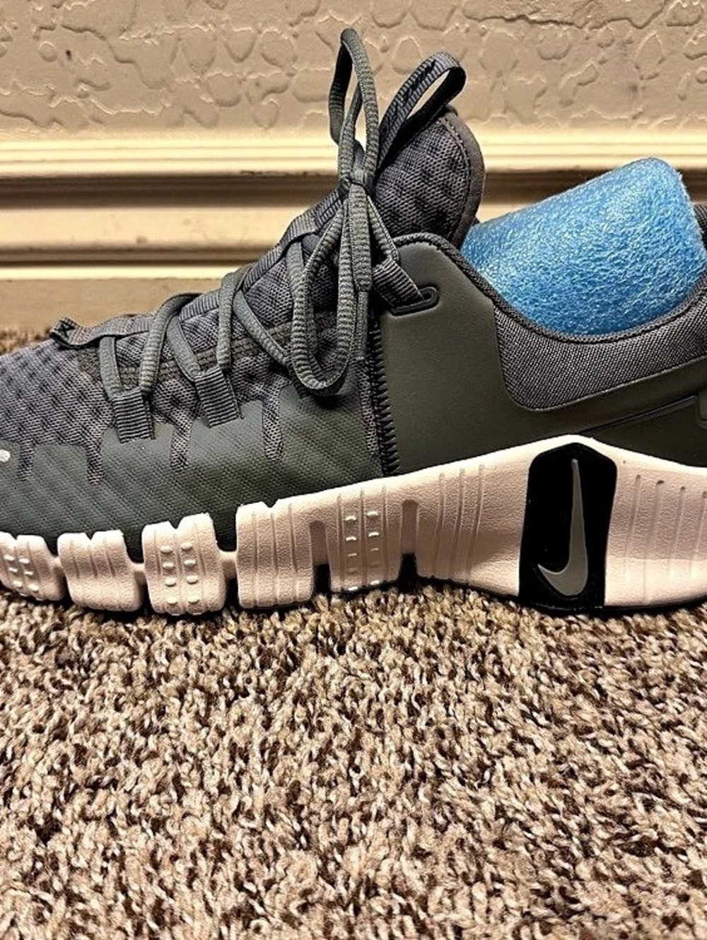 Nike Free Metcon Men's Athletic Shoes Gray & Black